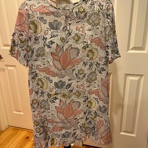 Lightweight, short sleeve dress only worn 3 times
